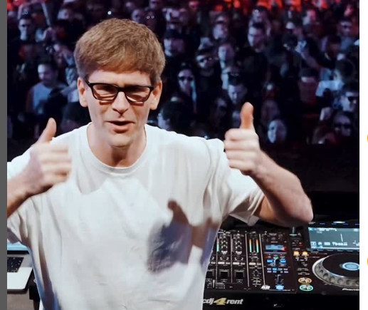 DJ Neelix Vermögen, Wie ein Psytrance-Visionär eine Karriere ohne Skandale oder Rampenlicht aufbaute